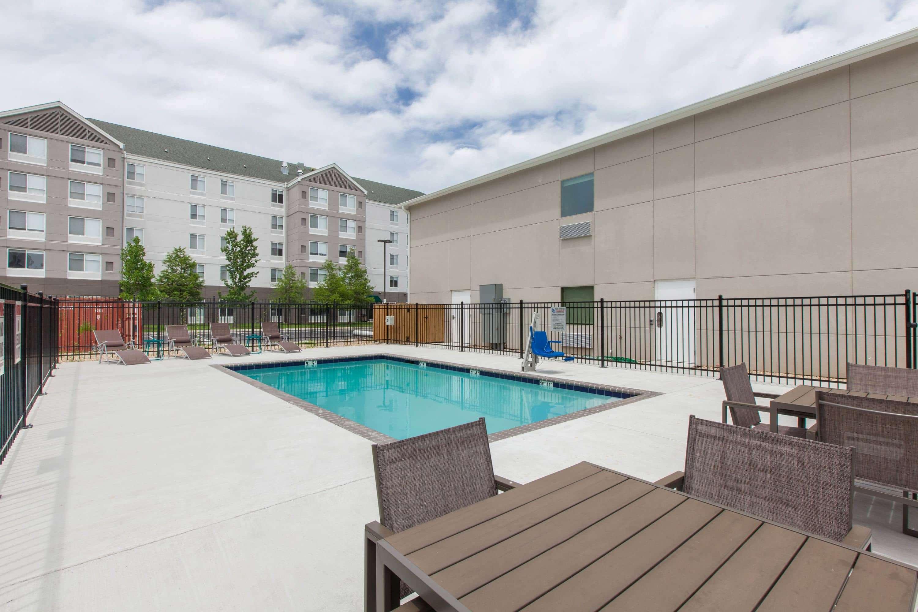 Days Inn By Wyndham Baton Rouge Airport Exterior photo